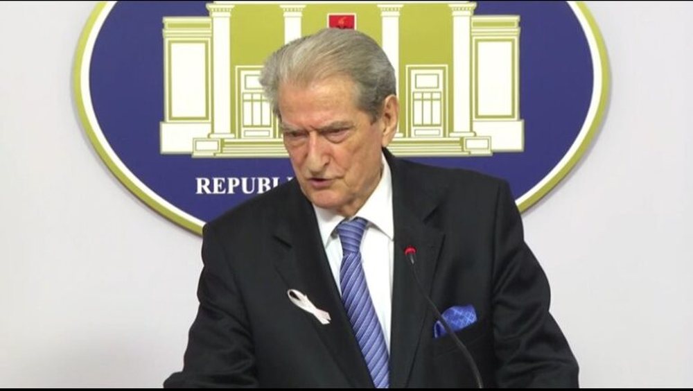 Berisha flet pas mbledhjes: Q&euml; seanc&euml;n e radh&euml;s Ram&euml;s do