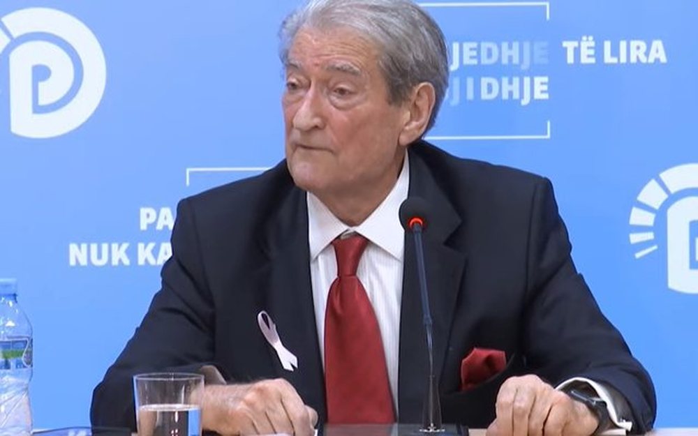 &ldquo;Akuzat pa baz&euml;, por politike!&rdquo;/ Berisha: Prokuroria, seksion i