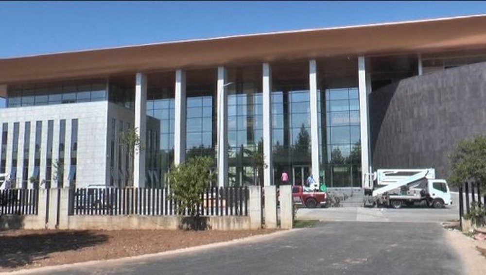 17 student&euml;t e rinj t&euml; Mgjistratur&euml;s q&euml; kalojn&euml;