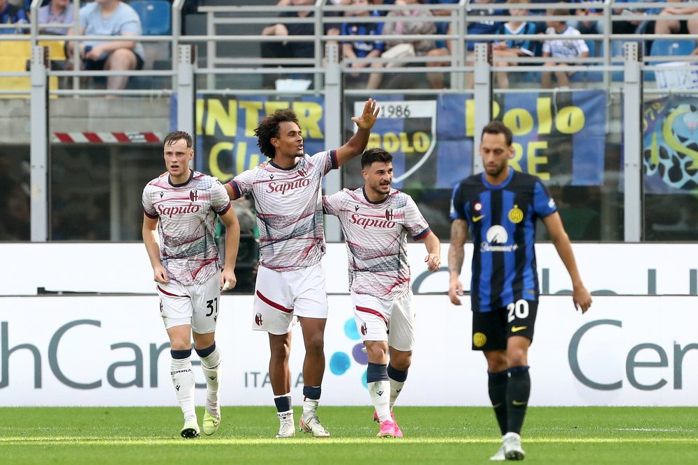 Video/ Acerbi e Lautaro nuk mjaftojn&euml;: kthes&euml; e bujshme e Bologna me