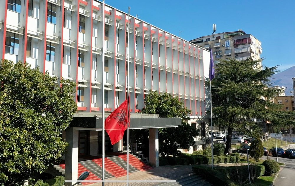 Ministria e Jashtme: Po punojm&euml; p&euml;r t&euml; larguar shqiptar&euml;t
