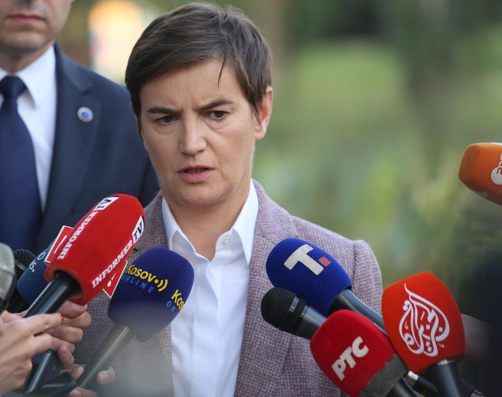 Kryeministrja e Serbis&euml; mohon se bojkotoi foton familjare t&euml; Samitit