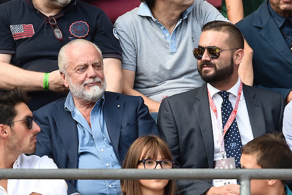 P&euml;rplaset me makin&euml; Edoardo De Laurentiis: f&euml;mija 3 vje&ccedil;ar