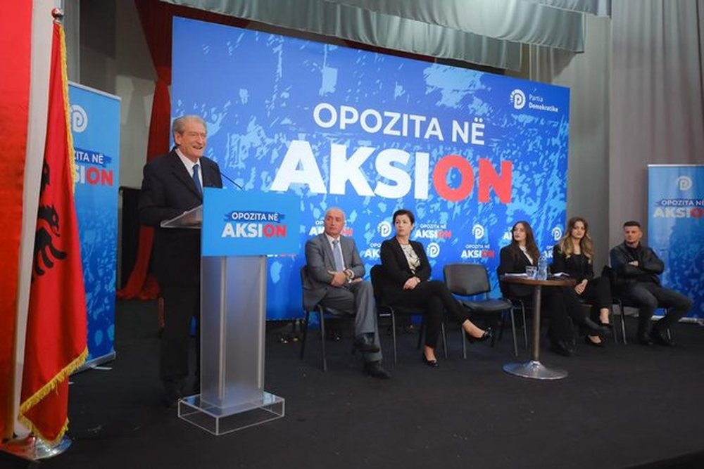 Berisha: Afera e djeg&euml;save shkon 1 miliard euro, kryep&euml;rgjegj&euml;si