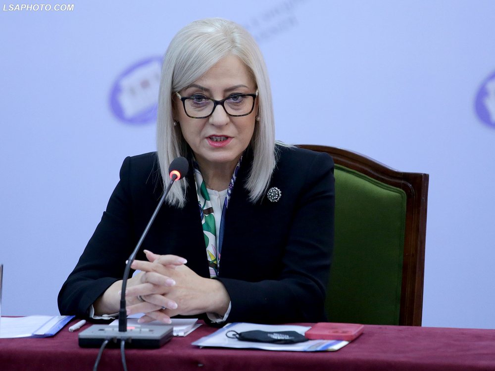 U kall&euml;zua nga Gaz Bardhi, Nuk nisin hetimet ndaj Lindita Nikoll&euml;s