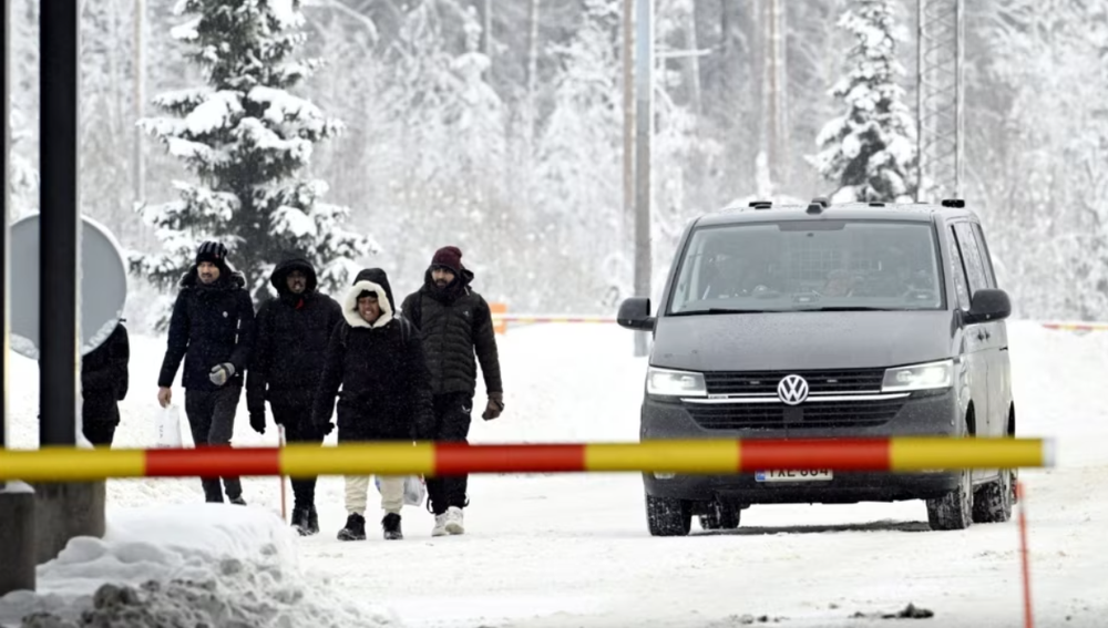 Finlanda n&euml;nshkruan marr&euml;veshje p&euml;r mbrojtjen me SHBA, mbyll