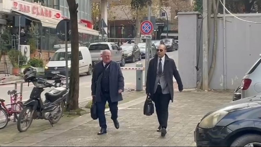 Berisha n&euml; arrest sht&euml;pie, avokat&euml;t: GJKKO vrapoi t&euml;