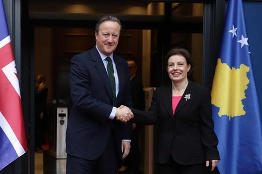 Vizita n&euml; Prishtin&euml;, Cameron: Jemi mb&euml;shtet&euml;s t&euml;