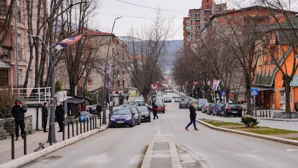 N&euml; veri t&euml; Mitrovic&euml;s dhe Leposaviq nis peticioni p&euml;r