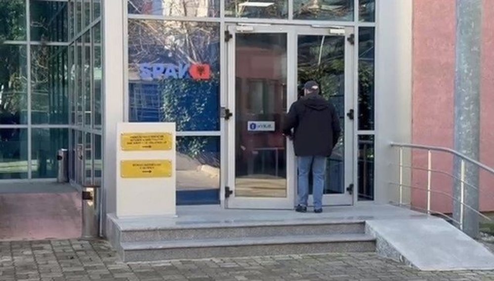 I p&euml;rmendet emri n&euml; dosjen &ldquo;McGonigal&rdquo;, ish-agjenti