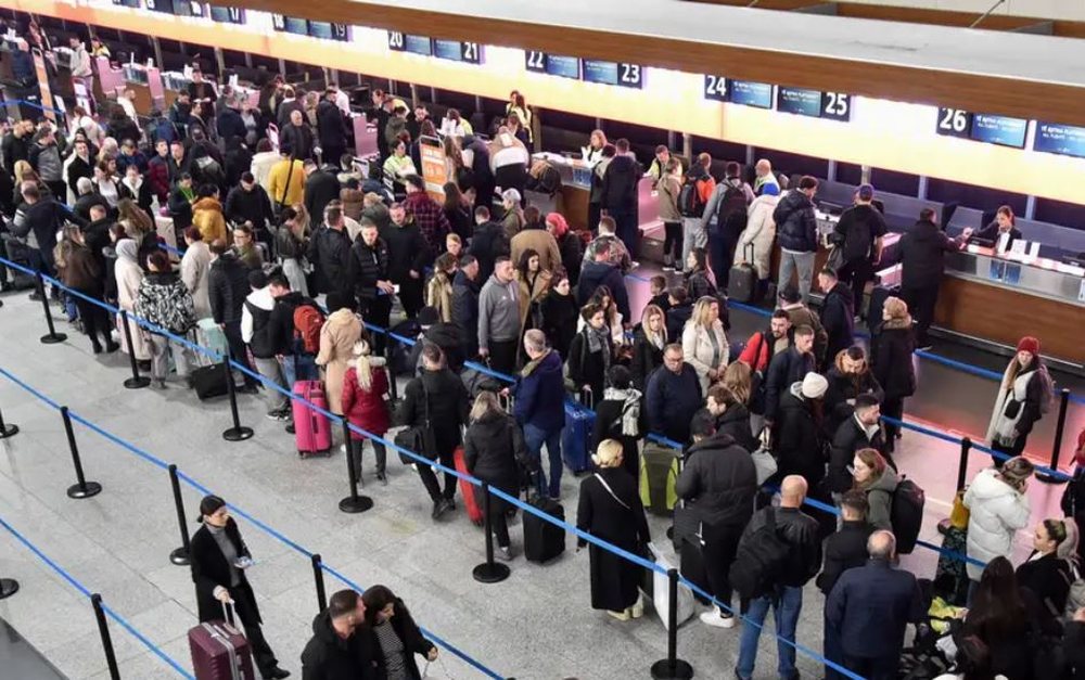 Liberalizimi i vizave/ DW: Serb&euml;t e Kosov&euml;s me pasaporta t&euml;