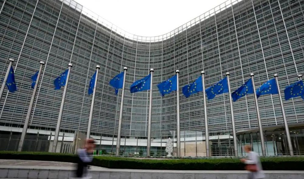 Lufta n&euml; Ukrain&euml;, BE-ja takohet p&euml;r paket&euml;n e ndihm&euml;s
