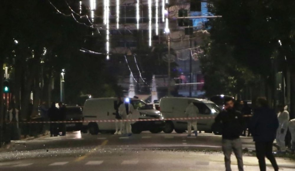 E r&euml;nd&euml;/ Shp&euml;rthim me bomb&euml; pran&euml; Ministris&euml;