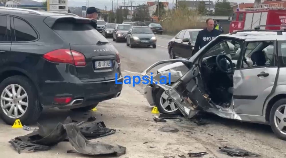 Aksident n&euml; rrug&euml;n Lezh&euml; - Shkod&euml;r, 5 t&euml;
