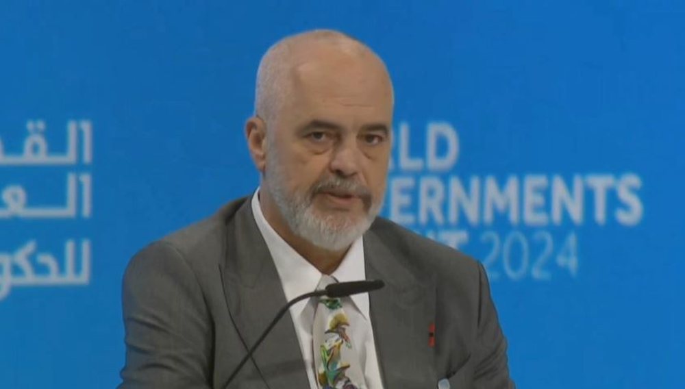 Rama n&euml; Emirate: Shqip&euml;ria t&euml; sillet si vend i BE p&euml;r 5 vite
