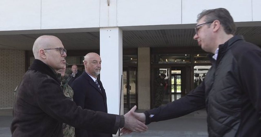 Vu&ccedil;i&ccedil; dor&euml;zohet para Kosov&euml;s, hap 4 pika p&euml;r