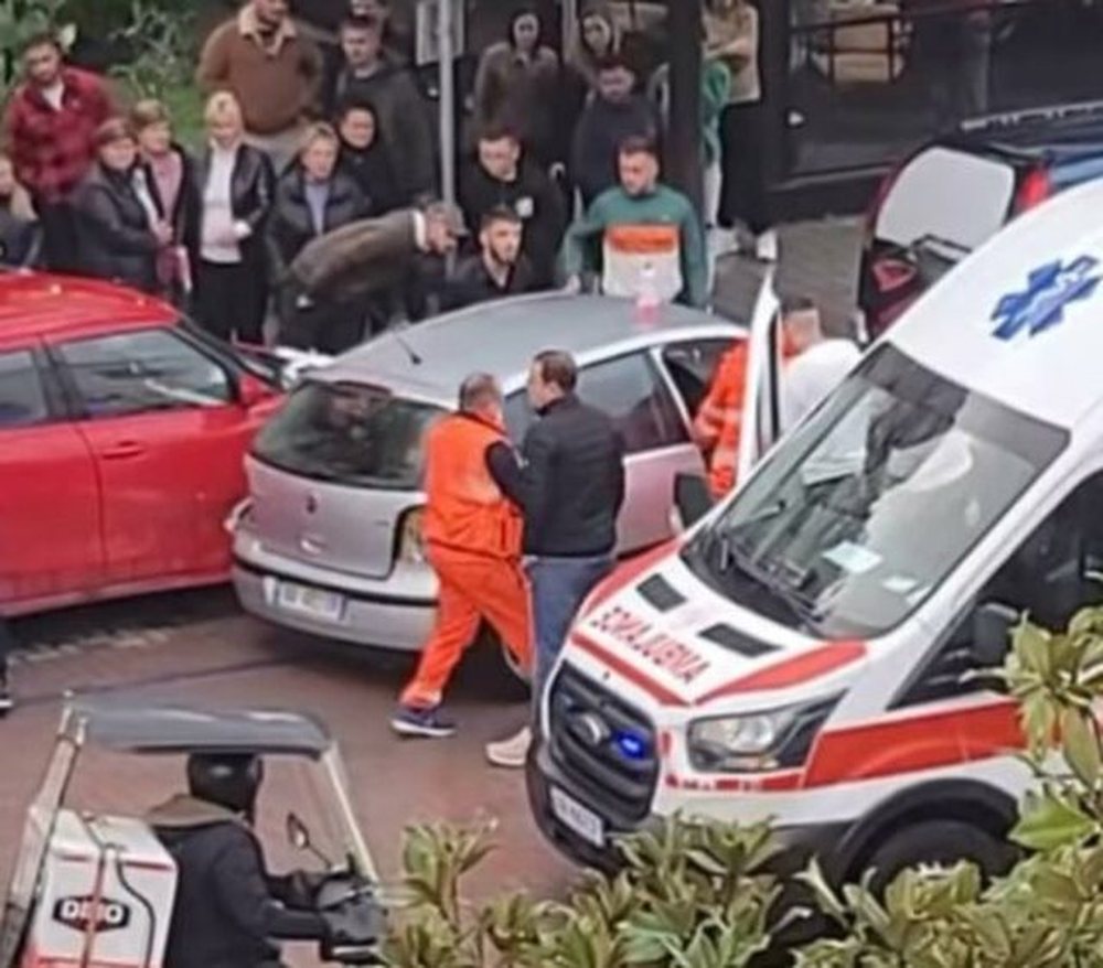 Aksident i dyfisht&euml; n&euml; Elbasan, nj&euml; nga automjetet p&euml;rfundon