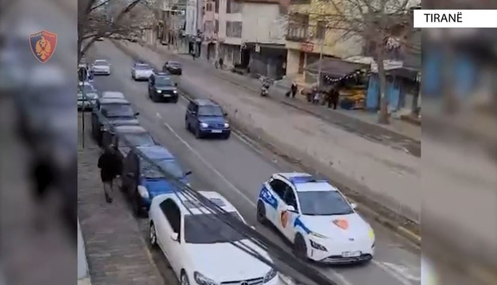 Kanosi me arm&euml; nj&euml; person p&euml;r shkaqe pron&euml;sie/ Arrestohet