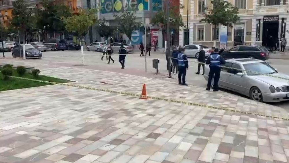 U plagos pak m&euml; par&euml; n&euml; qend&euml;r t&euml; Fierit, nd&euml;rron
