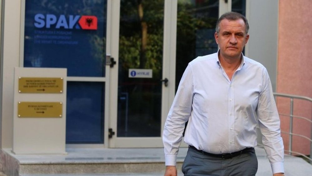 Rr&euml;zohet k&euml;rkesa e Ilir Beqajt, ish-ministri k&euml;rkoi t&euml;