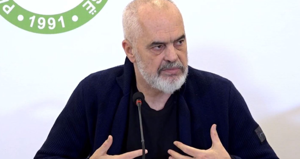 Rama k&euml;rkon t&euml; shtoj&euml; radh&euml;t n&euml; PS: Mir&euml;presim