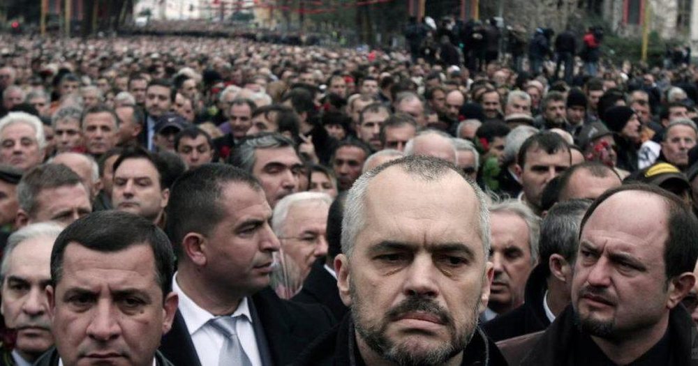 Rama e paralajm&euml;roi/ Berisha-Basha hetohen p&euml;r 21 Janarin e 13 viteve
