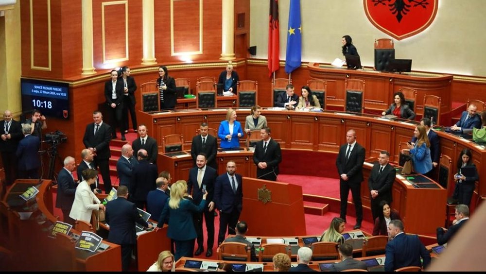 Seanca plenare, pritet t&euml; kaloj&euml; ligji p&euml;r investimet