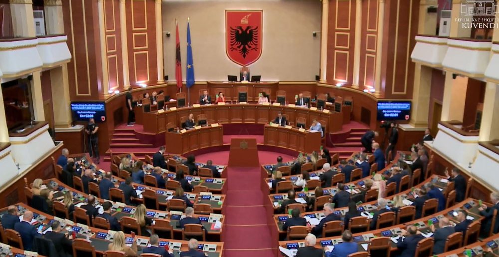PS-PD bashkojn&euml; votat n&euml; Parlament, miratohet amnistia penale