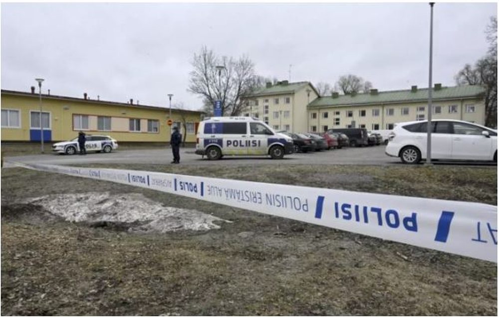 Sulmi me armẽ tek shkolla n&euml; Finland&euml;/ 12-vje&ccedil;arja shqiptare