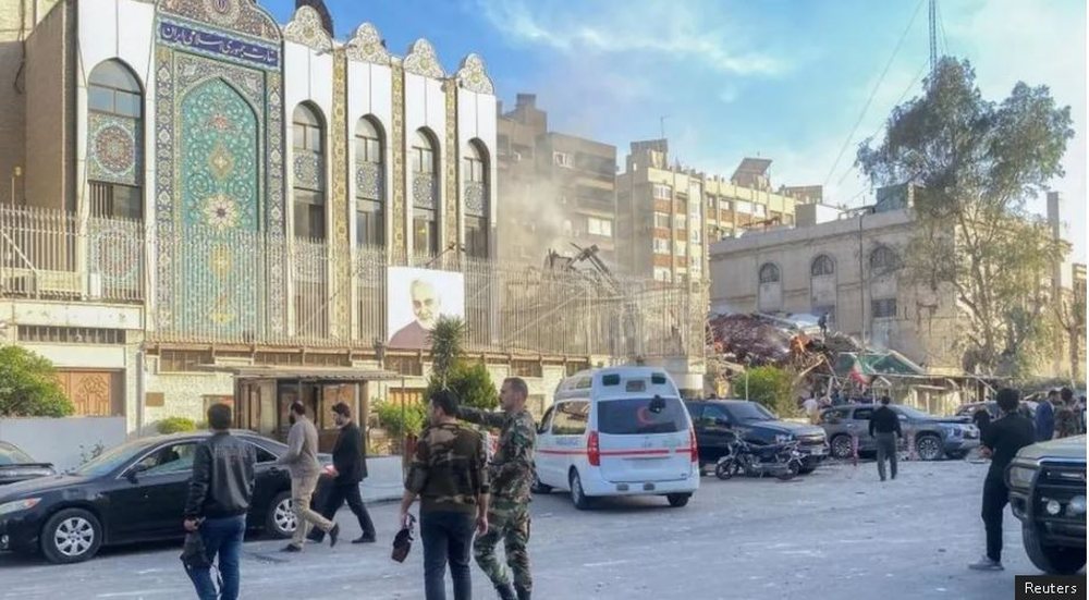 Sulmet ajrore izraelite shkat&euml;rrojn&euml; konsullat&euml;n iraniane n&euml;