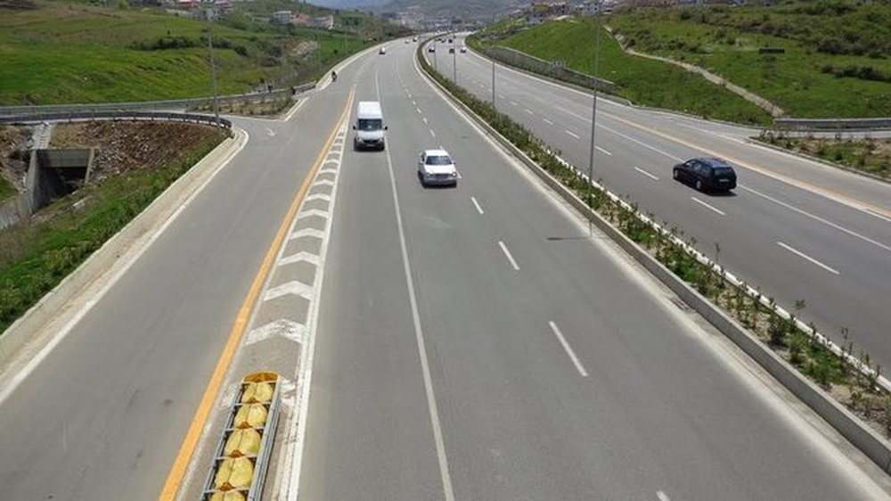 Bllokohet qarkullimi n&euml; autostrad&euml;n "Tiran&euml;-Elbasan"?/