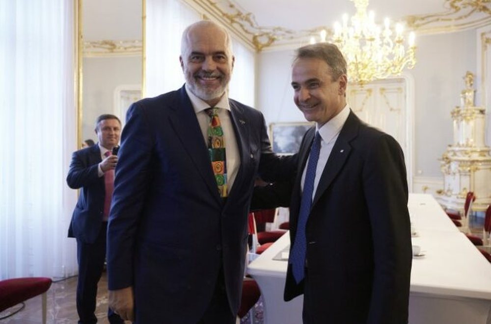 Rama n&euml; Greqi/ Mitsotakis: Nuk e ftuam, por as e pengojm&euml;!