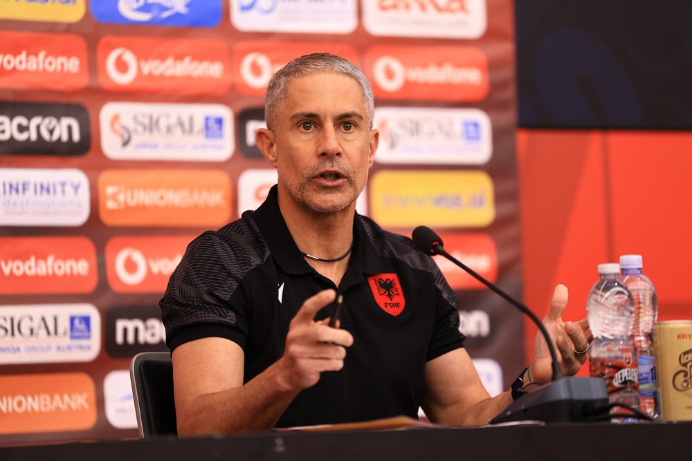 Cikalleshi, Uzuni e Bare t&euml; sakrifikuar, Sylvinho n&euml;