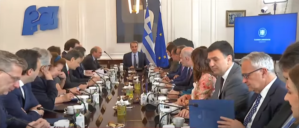 Mitsotakis ndryshon qeverin&euml;