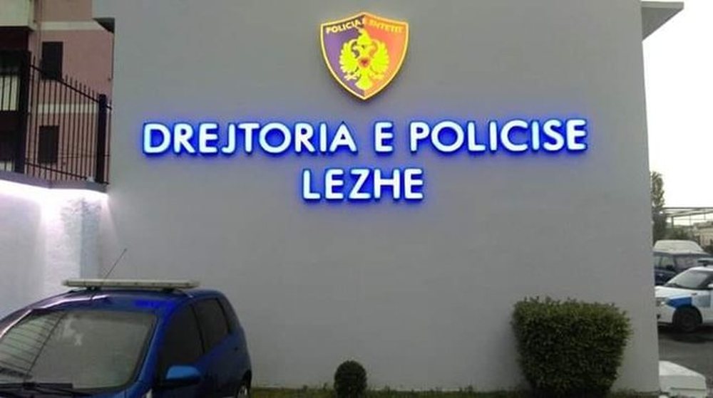 Mor&euml;n peng t&euml; miturin dhe e ngacmuan seksualisht, arrestohen dy