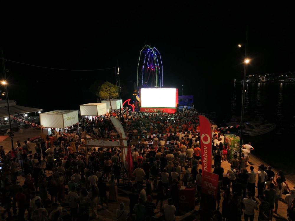 Vibe i k&euml;saj vere&hellip; &Euml;sht&euml; Vodafone Albania!