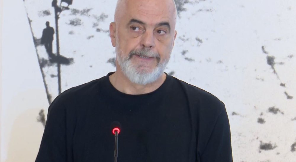Rama: Profile false n&euml; rrjetet sociale, thon&euml; q&euml; kosovar&euml;t
