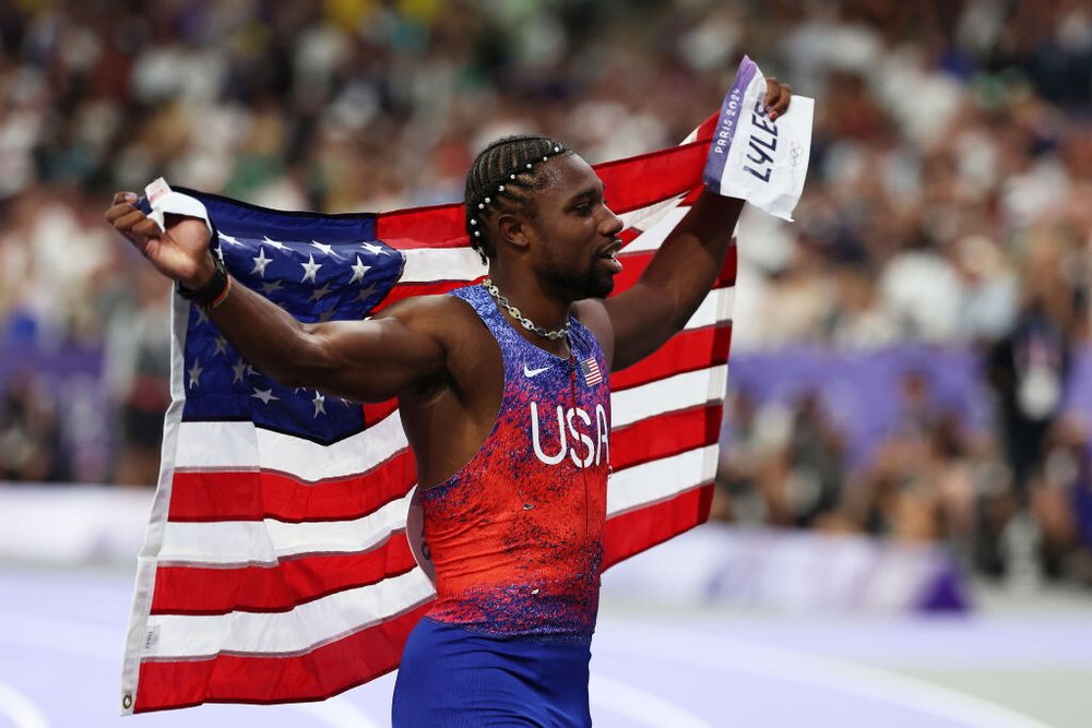 Video/ Sprinteri amerikan Lyles fiton me 5 t&euml; mijtat ndaj Thompson: Finalja