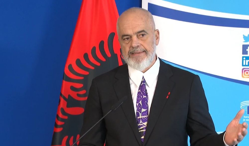 Pas protest&euml;s s&euml; opozit&euml;s/ Rama mbledh sot kryetar&euml;t e