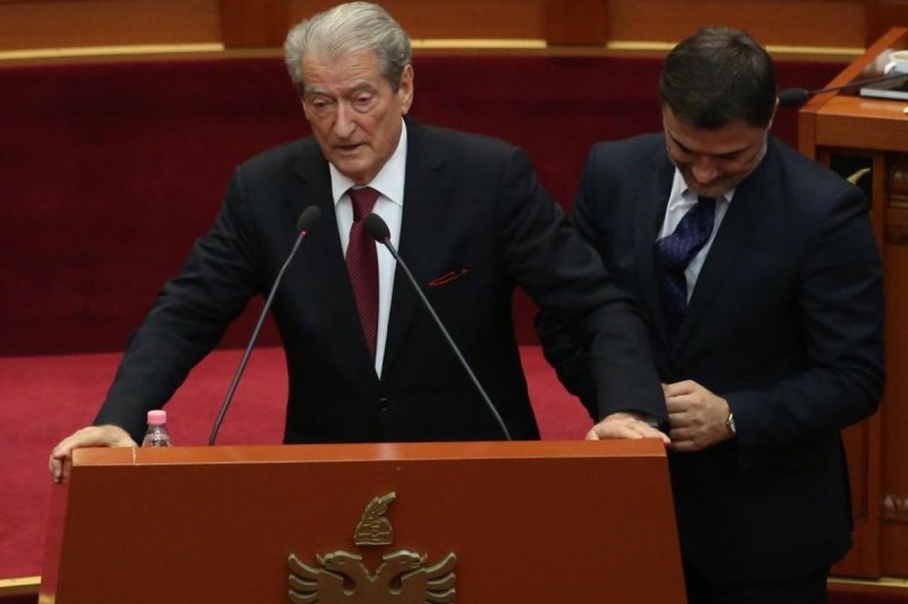 Berisha k&euml;rkon p&euml;rjashtimin e partneres s&euml; Alibeajt nga
