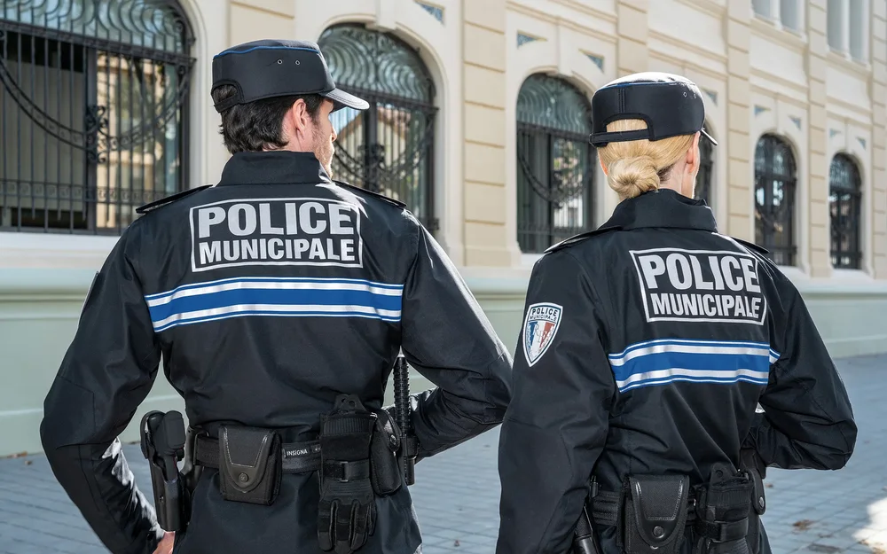 Arresohet shqiptari n&euml; Franc&euml; me 16 kg drog&euml; n&euml; makin&euml;