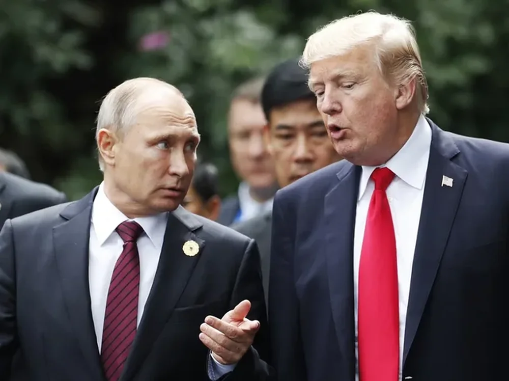 80-vjetori i triumfit ndaj nazizmit, Trump dhe Putin shk&euml;mbejn&euml;