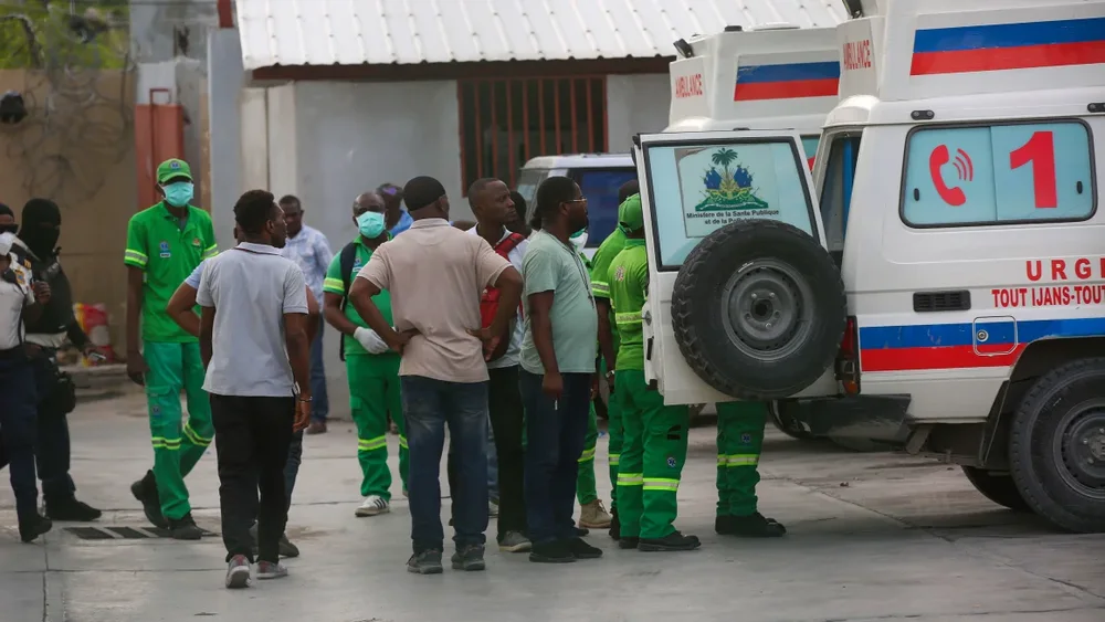 Sulm n&euml; Haiti n&euml; rihapjen e nj&euml; spitali, vriten 2 gazetar&euml;
