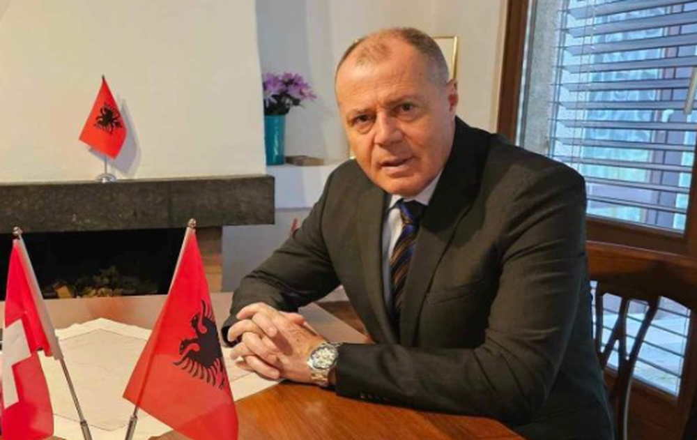 Mustafa Nano jep dor&euml;heqjen si ambasador n&euml; Zvic&euml;r: Shkaqe