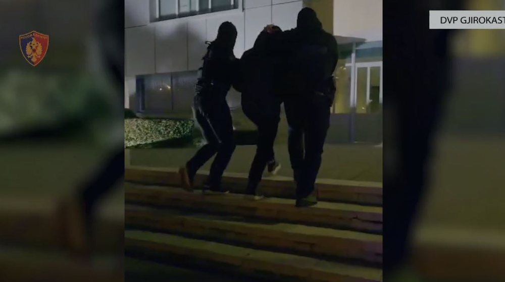 Shisnin kokain&euml; dhe kanabis, arrestohen 12 persona n&euml; Gjirokast&euml;r