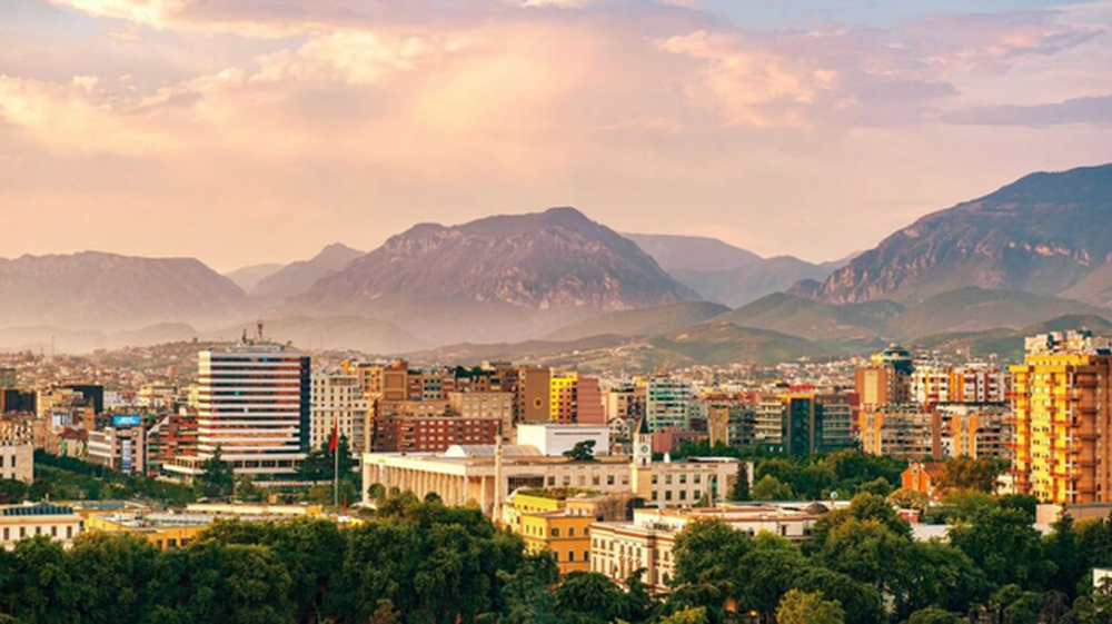 Tirana ka kostot m&euml; t&euml; larta t&euml; jetes&euml;s n&euml; rajon nga