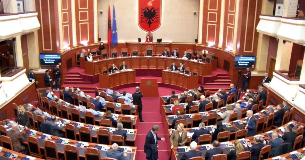 Qeveria d&euml;rgon p&euml;r miratim n&euml; Kuvend ndryshimet n&euml; ligjin