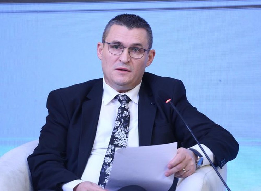 Komunikimet e politikan&euml;ve n&euml; SkyEcc, Altin Dumani: &Euml;sht&euml;