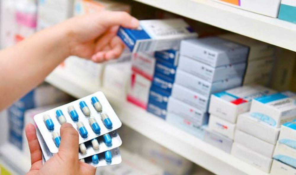 Shqiptar&euml;t financuan nga xhepi 160 mln euro produkte farmaceutike m&euml;