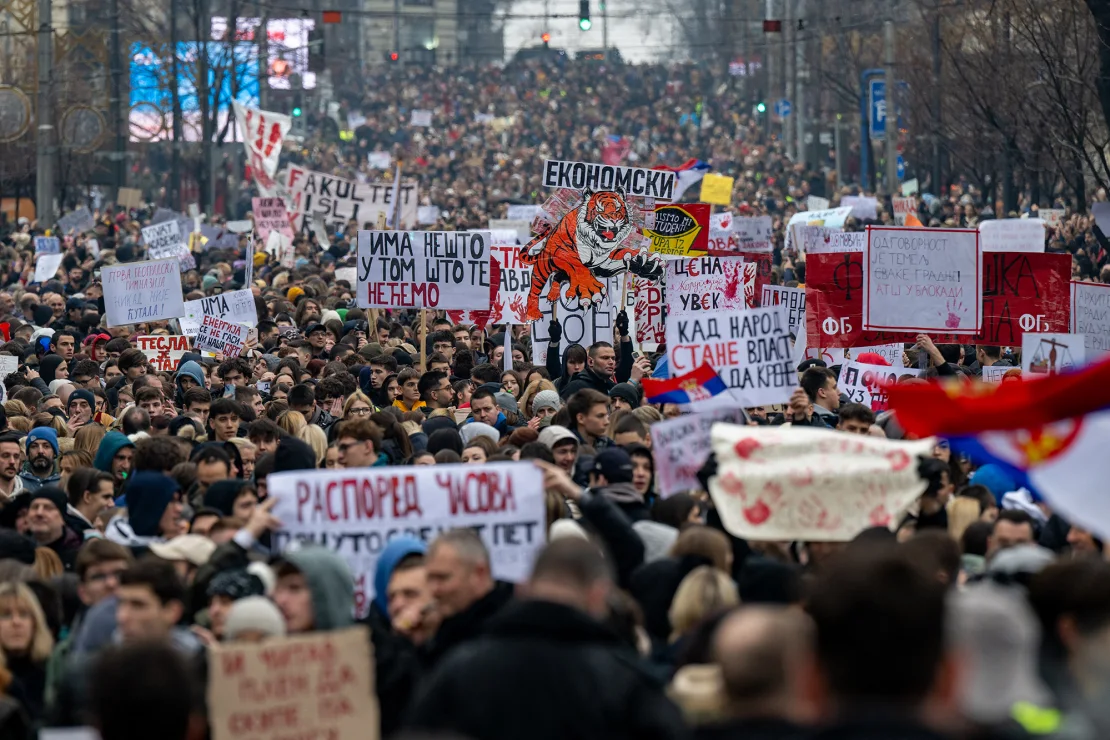 Demonstrues në Beograd në 25 Janar 2025, pasi studentët paralajmëruan grevë
